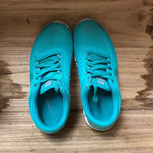 Nike free 5.0 Green Turquoise running shoes - Picture 5 of 8